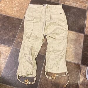 Zoey Beth women’s size small capri